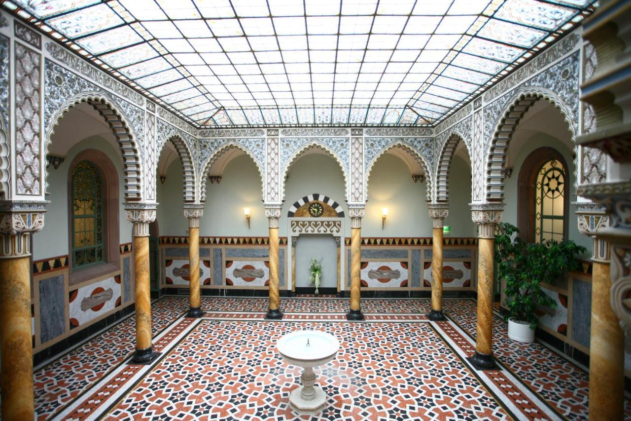 Mokni'S Palais Hotel & Spa Bad Wildbad Exteriör bild