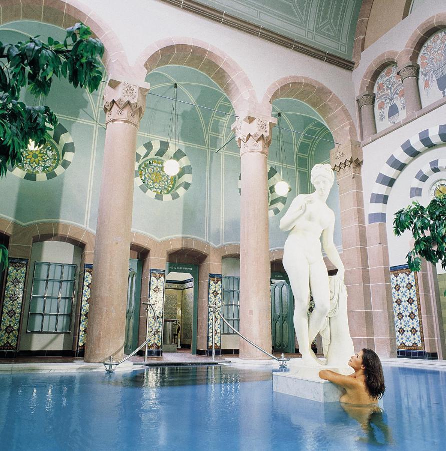 Mokni'S Palais Hotel & Spa Bad Wildbad Exteriör bild
