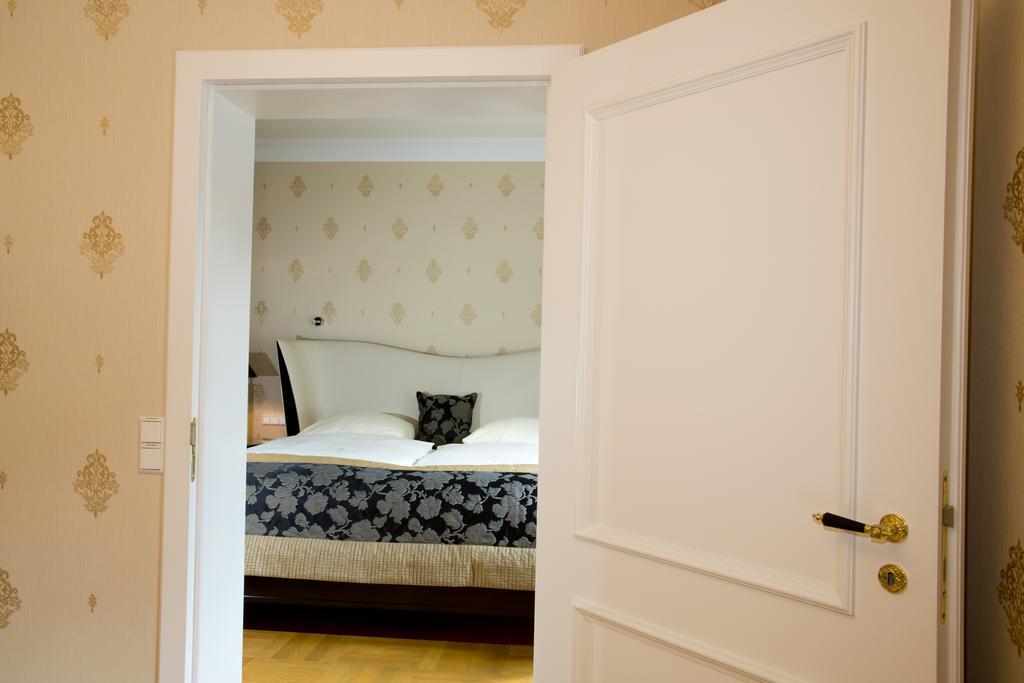 Mokni'S Palais Hotel & Spa Bad Wildbad Rum bild